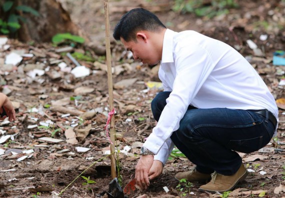 ภาพกิจกรรม คณะวิทยาศาสตร์และเทคโนโลยี เข้าร่วม กิจกรรมเฉลิมพระเกียรติสมเด็จพระนางเจ้าสิริกิติ์พระบรมราชินีนาถ พระบรมราชชนนรพันปีหลวง เนื่องในโอกาสวันเฉลิมพระชนมพรรษา 12 สิงหาคม 2563