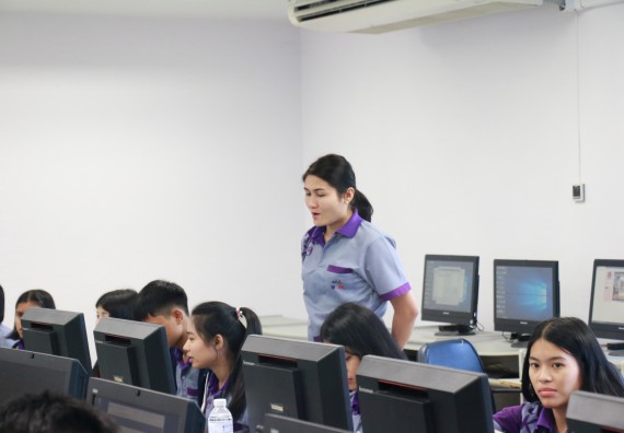 ภาพกิจกรรม โปรแกรมวิชาเคมี จัดกิจกรรมการส่งเสริมการจัดการเรียนการสอนในศตวรรษที่ 21 หลักสูตรวิทยาศาสตร์เคมี