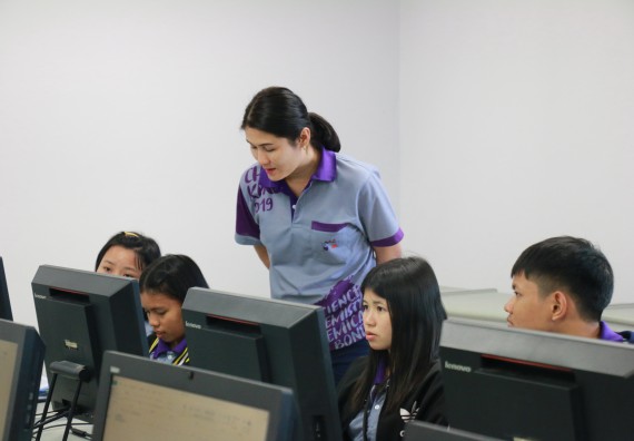 ภาพกิจกรรม โปรแกรมวิชาเคมี จัดกิจกรรมการส่งเสริมการจัดการเรียนการสอนในศตวรรษที่ 21 หลักสูตรวิทยาศาสตร์เคมี