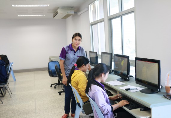 ภาพกิจกรรม โปรแกรมวิชาเคมี จัดกิจกรรมการส่งเสริมการจัดการเรียนการสอนในศตวรรษที่ 21 หลักสูตรวิทยาศาสตร์เคมี