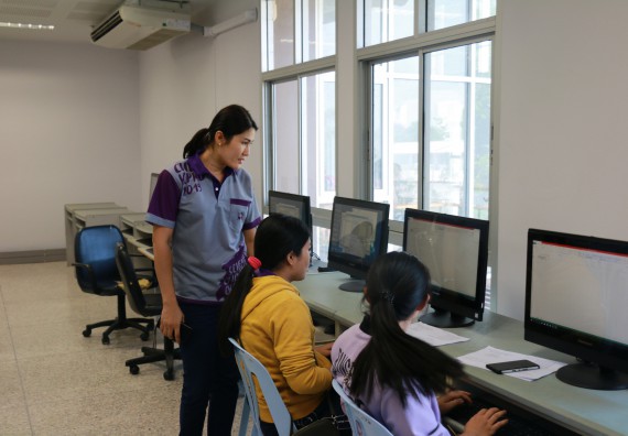 ภาพกิจกรรม โปรแกรมวิชาเคมี จัดกิจกรรมการส่งเสริมการจัดการเรียนการสอนในศตวรรษที่ 21 หลักสูตรวิทยาศาสตร์เคมี