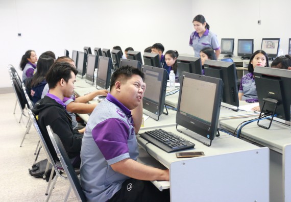 ภาพกิจกรรม โปรแกรมวิชาเคมี จัดกิจกรรมการส่งเสริมการจัดการเรียนการสอนในศตวรรษที่ 21 หลักสูตรวิทยาศาสตร์เคมี