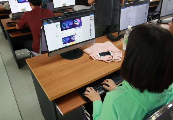 ภาพกิจกรรม โปรแกรมวิชาวิทยาการคอมพิวเตอร์ จัดอบรมเชิงปฏิบัติการการสร้าง Chatbot ด้วย Chatfuel