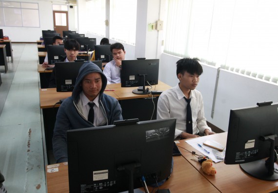 ภาพกิจกรรม โปรแกรมวิชาวิทยาการคอมพิวเตอร์ จัดอบรมเชิงปฏิบัติการการสร้าง Chatbot ด้วย Chatfuel