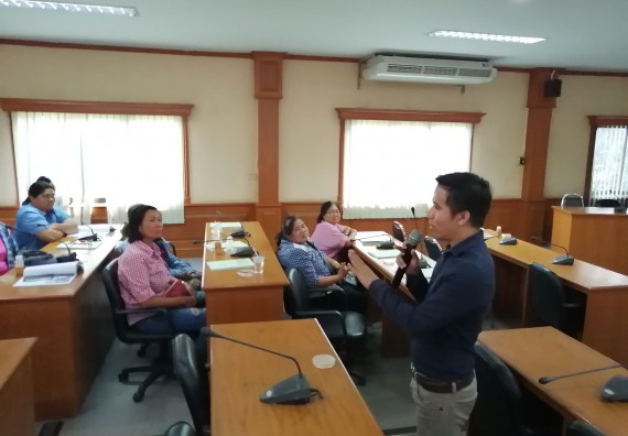 ภาพกิจกรรม โปรแกรมวิชาวิทยาศาสตร์และเทคโนโลยีการอาหาร จัดอบรมเชิงปฏิบัติการ เรื่อง การผลิตอาหารให้ปลอดภัย