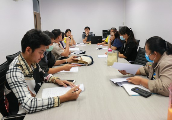 ภาพกิจกรรม คณะวิทยาศาสตร์และเทคโนโลยี จัดประชุม เรื่อง การจัดค่ายวิทยาศาสตร์โรงเรียนสาธิตฯ