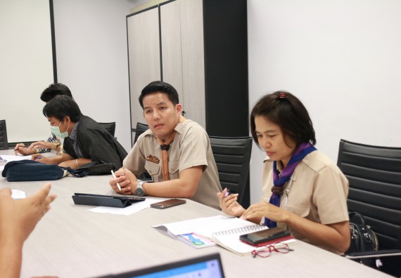 ภาพกิจกรรม คณะวิทยาศาสตร์และเทคโนโลยี จัดประชุม เรื่อง การจัดค่ายวิทยาศาสตร์โรงเรียนสาธิตฯ