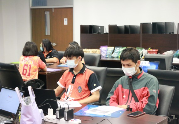 ภาพกิจกรรม โปรแกรมวิชาวิทยาการคอมพิวเตอร์ จัดกิจกรรมพัฒนาทักษะวิชาการ วิชาชีพวิทยาการคอมพิวเตอร์ให้กับบุคคลภายนอก