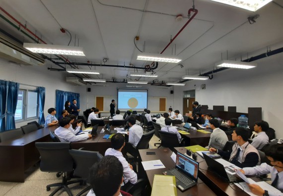 ภาพกิจกรรม โปรแกรมวิชาวิทยาการคอมพิวเตอร์ จัดกิจกรรมพัฒนาทักษะวิชาการ วิชาชีพวิทยาการคอมพิวเตอร์ให้กับนักศึกษาภายในโปรแกรมวิชาวิทยาการคอมพิวเตอร์