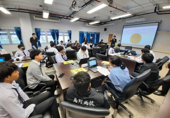 ภาพกิจกรรม โปรแกรมวิชาวิทยาการคอมพิวเตอร์ จัดกิจกรรมพัฒนาทักษะวิชาการ วิชาชีพวิทยาการคอมพิวเตอร์ให้กับนักศึกษาภายในโปรแกรมวิชาวิทยาการคอมพิวเตอร์