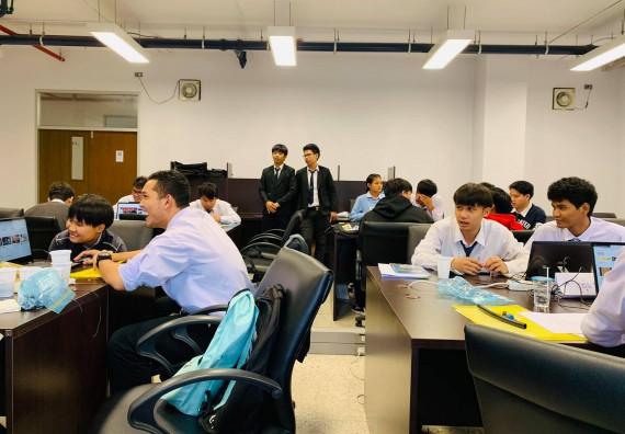 ภาพกิจกรรม โปรแกรมวิชาวิทยาการคอมพิวเตอร์ จัดกิจกรรมพัฒนาทักษะวิชาการ วิชาชีพวิทยาการคอมพิวเตอร์ให้กับนักศึกษาภายในโปรแกรมวิชาวิทยาการคอมพิวเตอร์