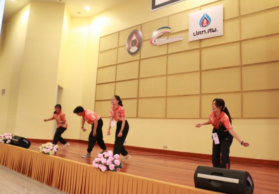 ภาพกิจกรรม คณะวิทยาศาสตร์และเทคโนโลยี จัดค่ายวิทยาศาสตร์โรงเรียนสาธิต (ภายใต้ความร่วมมือระหว่าง สำนักงานเขตพื้นที่การศึกษากำแพงเพชร เขต 1 กับมหาวิทยาลัยราชภัฏกำแพงเพชร) ระดับประถมศึกษาปีที่ 1-6