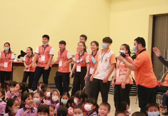 ภาพกิจกรรม คณะวิทยาศาสตร์และเทคโนโลยี จัดค่ายวิทยาศาสตร์โรงเรียนสาธิต (ภายใต้ความร่วมมือระหว่าง สำนักงานเขตพื้นที่การศึกษากำแพงเพชร เขต 1 กับมหาวิทยาลัยราชภัฏกำแพงเพชร) ระดับประถมศึกษาปีที่ 1-6