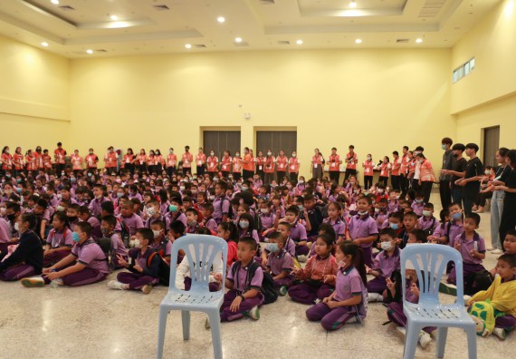 ภาพกิจกรรม คณะวิทยาศาสตร์และเทคโนโลยี จัดค่ายวิทยาศาสตร์โรงเรียนสาธิต (ภายใต้ความร่วมมือระหว่าง สำนักงานเขตพื้นที่การศึกษากำแพงเพชร เขต 1 กับมหาวิทยาลัยราชภัฏกำแพงเพชร) ระดับประถมศึกษาปีที่ 1-6