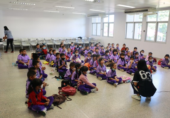 ภาพกิจกรรม คณะวิทยาศาสตร์และเทคโนโลยี จัดค่ายวิทยาศาสตร์โรงเรียนสาธิต (ภายใต้ความร่วมมือระหว่าง สำนักงานเขตพื้นที่การศึกษากำแพงเพชร เขต 1 กับมหาวิทยาลัยราชภัฏกำแพงเพชร) ระดับประถมศึกษาปีที่ 1-6