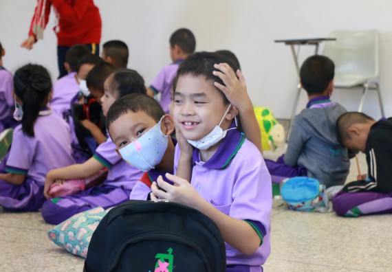 ภาพกิจกรรม คณะวิทยาศาสตร์และเทคโนโลยี จัดค่ายวิทยาศาสตร์โรงเรียนสาธิต (ภายใต้ความร่วมมือระหว่าง สำนักงานเขตพื้นที่การศึกษากำแพงเพชร เขต 1 กับมหาวิทยาลัยราชภัฏกำแพงเพชร) ระดับประถมศึกษาปีที่ 1-6