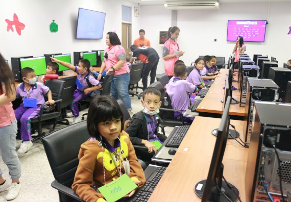 ภาพกิจกรรม คณะวิทยาศาสตร์และเทคโนโลยี จัดค่ายวิทยาศาสตร์โรงเรียนสาธิต (ภายใต้ความร่วมมือระหว่าง สำนักงานเขตพื้นที่การศึกษากำแพงเพชร เขต 1 กับมหาวิทยาลัยราชภัฏกำแพงเพชร) ระดับประถมศึกษาปีที่ 1-6