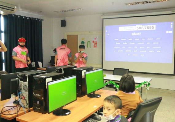 ภาพกิจกรรม คณะวิทยาศาสตร์และเทคโนโลยี จัดค่ายวิทยาศาสตร์โรงเรียนสาธิต (ภายใต้ความร่วมมือระหว่าง สำนักงานเขตพื้นที่การศึกษากำแพงเพชร เขต 1 กับมหาวิทยาลัยราชภัฏกำแพงเพชร) ระดับประถมศึกษาปีที่ 1-6