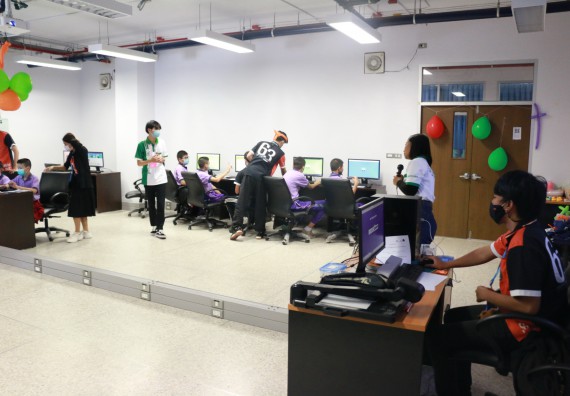 ภาพกิจกรรม คณะวิทยาศาสตร์และเทคโนโลยี จัดค่ายวิทยาศาสตร์โรงเรียนสาธิต (ภายใต้ความร่วมมือระหว่าง สำนักงานเขตพื้นที่การศึกษากำแพงเพชร เขต 1 กับมหาวิทยาลัยราชภัฏกำแพงเพชร) ระดับประถมศึกษาปีที่ 1-6