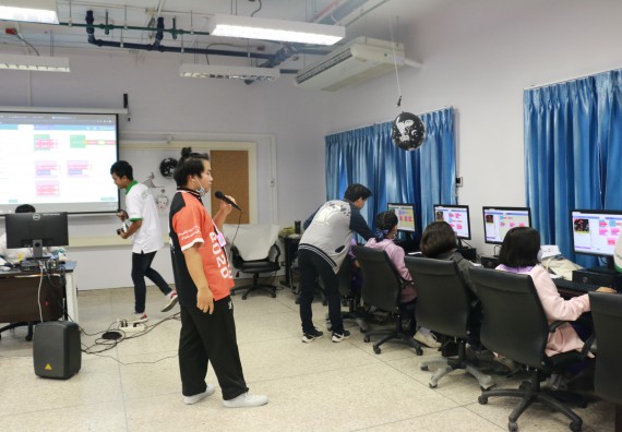 ภาพกิจกรรม คณะวิทยาศาสตร์และเทคโนโลยี จัดค่ายวิทยาศาสตร์โรงเรียนสาธิต (ภายใต้ความร่วมมือระหว่าง สำนักงานเขตพื้นที่การศึกษากำแพงเพชร เขต 1 กับมหาวิทยาลัยราชภัฏกำแพงเพชร) ระดับประถมศึกษาปีที่ 1-6