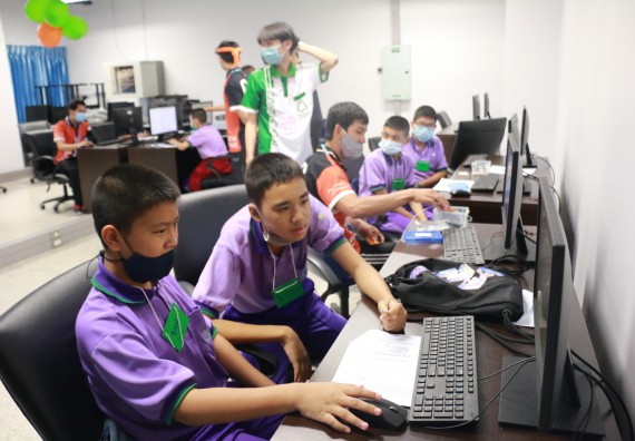 ภาพกิจกรรม คณะวิทยาศาสตร์และเทคโนโลยี จัดค่ายวิทยาศาสตร์โรงเรียนสาธิต (ภายใต้ความร่วมมือระหว่าง สำนักงานเขตพื้นที่การศึกษากำแพงเพชร เขต 1 กับมหาวิทยาลัยราชภัฏกำแพงเพชร) ระดับประถมศึกษาปีที่ 1-6