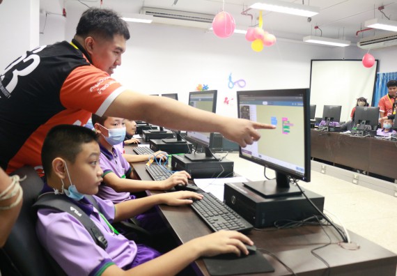 ภาพกิจกรรม คณะวิทยาศาสตร์และเทคโนโลยี จัดค่ายวิทยาศาสตร์โรงเรียนสาธิต (ภายใต้ความร่วมมือระหว่าง สำนักงานเขตพื้นที่การศึกษากำแพงเพชร เขต 1 กับมหาวิทยาลัยราชภัฏกำแพงเพชร) ระดับประถมศึกษาปีที่ 1-6