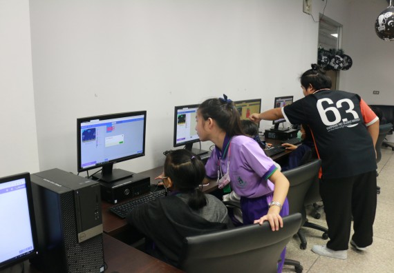 ภาพกิจกรรม คณะวิทยาศาสตร์และเทคโนโลยี จัดค่ายวิทยาศาสตร์โรงเรียนสาธิต (ภายใต้ความร่วมมือระหว่าง สำนักงานเขตพื้นที่การศึกษากำแพงเพชร เขต 1 กับมหาวิทยาลัยราชภัฏกำแพงเพชร) ระดับประถมศึกษาปีที่ 1-6