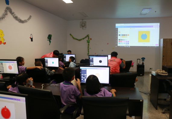 ภาพกิจกรรม คณะวิทยาศาสตร์และเทคโนโลยี จัดค่ายวิทยาศาสตร์โรงเรียนสาธิต (ภายใต้ความร่วมมือระหว่าง สำนักงานเขตพื้นที่การศึกษากำแพงเพชร เขต 1 กับมหาวิทยาลัยราชภัฏกำแพงเพชร) ระดับประถมศึกษาปีที่ 1-6