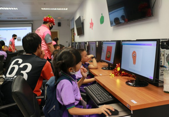 ภาพกิจกรรม คณะวิทยาศาสตร์และเทคโนโลยี จัดค่ายวิทยาศาสตร์โรงเรียนสาธิต (ภายใต้ความร่วมมือระหว่าง สำนักงานเขตพื้นที่การศึกษากำแพงเพชร เขต 1 กับมหาวิทยาลัยราชภัฏกำแพงเพชร) ระดับประถมศึกษาปีที่ 1-6