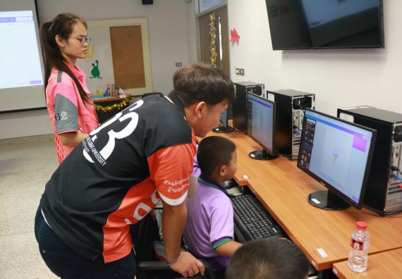 ภาพกิจกรรม คณะวิทยาศาสตร์และเทคโนโลยี จัดค่ายวิทยาศาสตร์โรงเรียนสาธิต (ภายใต้ความร่วมมือระหว่าง สำนักงานเขตพื้นที่การศึกษากำแพงเพชร เขต 1 กับมหาวิทยาลัยราชภัฏกำแพงเพชร) ระดับประถมศึกษาปีที่ 1-6