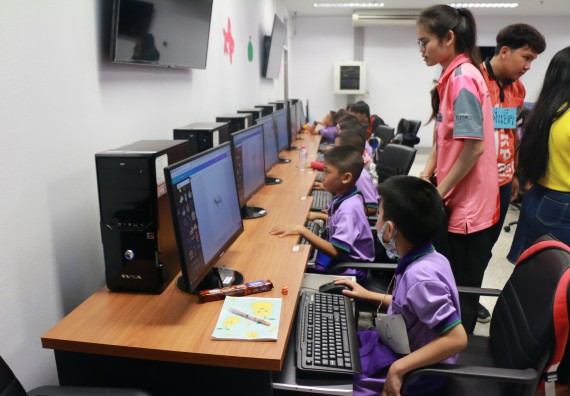 ภาพกิจกรรม คณะวิทยาศาสตร์และเทคโนโลยี จัดค่ายวิทยาศาสตร์โรงเรียนสาธิต (ภายใต้ความร่วมมือระหว่าง สำนักงานเขตพื้นที่การศึกษากำแพงเพชร เขต 1 กับมหาวิทยาลัยราชภัฏกำแพงเพชร) ระดับประถมศึกษาปีที่ 1-6