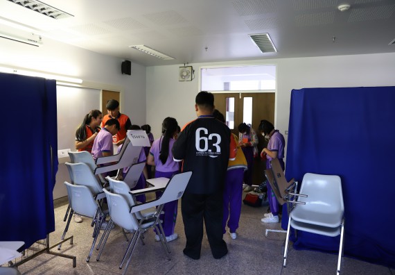 ภาพกิจกรรม คณะวิทยาศาสตร์และเทคโนโลยี จัดค่ายวิทยาศาสตร์โรงเรียนสาธิต (ภายใต้ความร่วมมือระหว่าง สำนักงานเขตพื้นที่การศึกษากำแพงเพชร เขต 1 กับมหาวิทยาลัยราชภัฏกำแพงเพชร) ระดับประถมศึกษาปีที่ 1-6