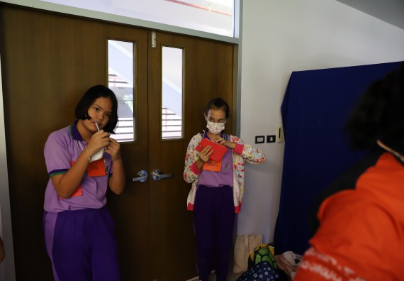 ภาพกิจกรรม คณะวิทยาศาสตร์และเทคโนโลยี จัดค่ายวิทยาศาสตร์โรงเรียนสาธิต (ภายใต้ความร่วมมือระหว่าง สำนักงานเขตพื้นที่การศึกษากำแพงเพชร เขต 1 กับมหาวิทยาลัยราชภัฏกำแพงเพชร) ระดับประถมศึกษาปีที่ 1-6