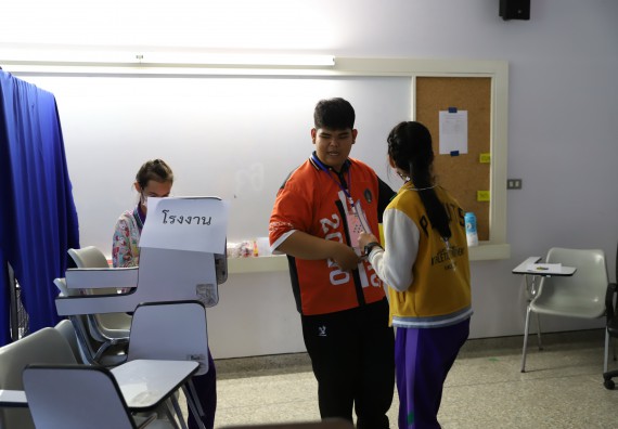 ภาพกิจกรรม คณะวิทยาศาสตร์และเทคโนโลยี จัดค่ายวิทยาศาสตร์โรงเรียนสาธิต (ภายใต้ความร่วมมือระหว่าง สำนักงานเขตพื้นที่การศึกษากำแพงเพชร เขต 1 กับมหาวิทยาลัยราชภัฏกำแพงเพชร) ระดับประถมศึกษาปีที่ 1-6