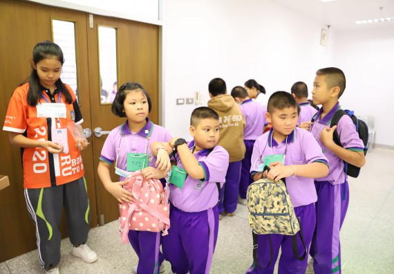 ภาพกิจกรรม คณะวิทยาศาสตร์และเทคโนโลยี จัดค่ายวิทยาศาสตร์โรงเรียนสาธิต (ภายใต้ความร่วมมือระหว่าง สำนักงานเขตพื้นที่การศึกษากำแพงเพชร เขต 1 กับมหาวิทยาลัยราชภัฏกำแพงเพชร) ระดับประถมศึกษาปีที่ 1-6