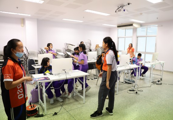 ภาพกิจกรรม คณะวิทยาศาสตร์และเทคโนโลยี จัดค่ายวิทยาศาสตร์โรงเรียนสาธิต (ภายใต้ความร่วมมือระหว่าง สำนักงานเขตพื้นที่การศึกษากำแพงเพชร เขต 1 กับมหาวิทยาลัยราชภัฏกำแพงเพชร) ระดับประถมศึกษาปีที่ 1-6