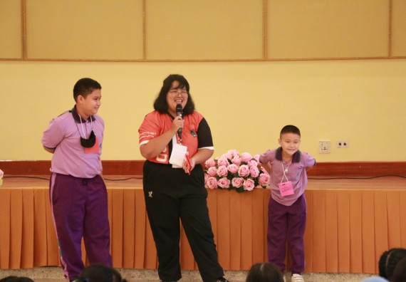 ภาพกิจกรรม คณะวิทยาศาสตร์และเทคโนโลยี จัดค่ายวิทยาศาสตร์โรงเรียนสาธิต (ภายใต้ความร่วมมือระหว่าง สำนักงานเขตพื้นที่การศึกษากำแพงเพชร เขต 1 กับมหาวิทยาลัยราชภัฏกำแพงเพชร) ระดับประถมศึกษาปีที่ 1-6