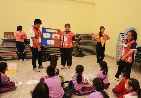 ภาพกิจกรรม คณะวิทยาศาสตร์และเทคโนโลยี จัดค่ายวิทยาศาสตร์โรงเรียนสาธิต (ภายใต้ความร่วมมือระหว่าง สำนักงานเขตพื้นที่การศึกษากำแพงเพชร เขต 1 กับมหาวิทยาลัยราชภัฏกำแพงเพชร) ระดับประถมศึกษาปีที่ 1-6