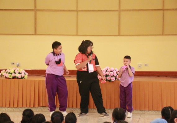 ภาพกิจกรรม คณะวิทยาศาสตร์และเทคโนโลยี จัดค่ายวิทยาศาสตร์โรงเรียนสาธิต (ภายใต้ความร่วมมือระหว่าง สำนักงานเขตพื้นที่การศึกษากำแพงเพชร เขต 1 กับมหาวิทยาลัยราชภัฏกำแพงเพชร) ระดับประถมศึกษาปีที่ 1-6