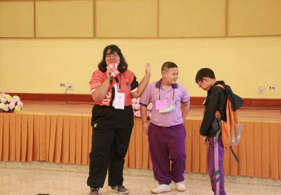 ภาพกิจกรรม คณะวิทยาศาสตร์และเทคโนโลยี จัดค่ายวิทยาศาสตร์โรงเรียนสาธิต (ภายใต้ความร่วมมือระหว่าง สำนักงานเขตพื้นที่การศึกษากำแพงเพชร เขต 1 กับมหาวิทยาลัยราชภัฏกำแพงเพชร) ระดับประถมศึกษาปีที่ 1-6