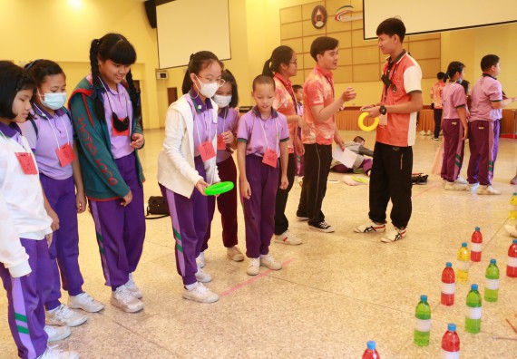 ภาพกิจกรรม คณะวิทยาศาสตร์และเทคโนโลยี จัดค่ายวิทยาศาสตร์โรงเรียนสาธิต (ภายใต้ความร่วมมือระหว่าง สำนักงานเขตพื้นที่การศึกษากำแพงเพชร เขต 1 กับมหาวิทยาลัยราชภัฏกำแพงเพชร) ระดับประถมศึกษาปีที่ 1-6