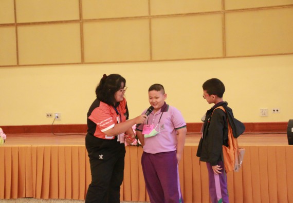 ภาพกิจกรรม คณะวิทยาศาสตร์และเทคโนโลยี จัดค่ายวิทยาศาสตร์โรงเรียนสาธิต (ภายใต้ความร่วมมือระหว่าง สำนักงานเขตพื้นที่การศึกษากำแพงเพชร เขต 1 กับมหาวิทยาลัยราชภัฏกำแพงเพชร) ระดับประถมศึกษาปีที่ 1-6