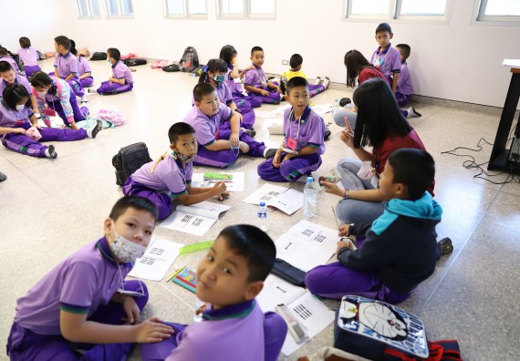 ภาพกิจกรรม คณะวิทยาศาสตร์และเทคโนโลยี จัดค่ายวิทยาศาสตร์โรงเรียนสาธิต (ภายใต้ความร่วมมือระหว่าง สำนักงานเขตพื้นที่การศึกษากำแพงเพชร เขต 1 กับมหาวิทยาลัยราชภัฏกำแพงเพชร) ระดับประถมศึกษาปีที่ 1-6