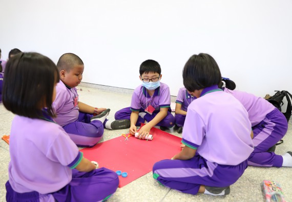 ภาพกิจกรรม คณะวิทยาศาสตร์และเทคโนโลยี จัดค่ายวิทยาศาสตร์โรงเรียนสาธิต (ภายใต้ความร่วมมือระหว่าง สำนักงานเขตพื้นที่การศึกษากำแพงเพชร เขต 1 กับมหาวิทยาลัยราชภัฏกำแพงเพชร) ระดับประถมศึกษาปีที่ 1-6