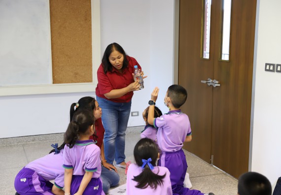 ภาพกิจกรรม คณะวิทยาศาสตร์และเทคโนโลยี จัดค่ายวิทยาศาสตร์โรงเรียนสาธิต (ภายใต้ความร่วมมือระหว่าง สำนักงานเขตพื้นที่การศึกษากำแพงเพชร เขต 1 กับมหาวิทยาลัยราชภัฏกำแพงเพชร) ระดับประถมศึกษาปีที่ 1-6