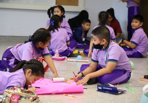 ภาพกิจกรรม คณะวิทยาศาสตร์และเทคโนโลยี จัดค่ายวิทยาศาสตร์โรงเรียนสาธิต (ภายใต้ความร่วมมือระหว่าง สำนักงานเขตพื้นที่การศึกษากำแพงเพชร เขต 1 กับมหาวิทยาลัยราชภัฏกำแพงเพชร) ระดับประถมศึกษาปีที่ 1-6