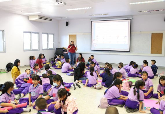 ภาพกิจกรรม คณะวิทยาศาสตร์และเทคโนโลยี จัดค่ายวิทยาศาสตร์โรงเรียนสาธิต (ภายใต้ความร่วมมือระหว่าง สำนักงานเขตพื้นที่การศึกษากำแพงเพชร เขต 1 กับมหาวิทยาลัยราชภัฏกำแพงเพชร) ระดับประถมศึกษาปีที่ 1-6