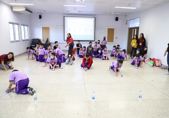 ภาพกิจกรรม คณะวิทยาศาสตร์และเทคโนโลยี จัดค่ายวิทยาศาสตร์โรงเรียนสาธิต (ภายใต้ความร่วมมือระหว่าง สำนักงานเขตพื้นที่การศึกษากำแพงเพชร เขต 1 กับมหาวิทยาลัยราชภัฏกำแพงเพชร) ระดับประถมศึกษาปีที่ 1-6