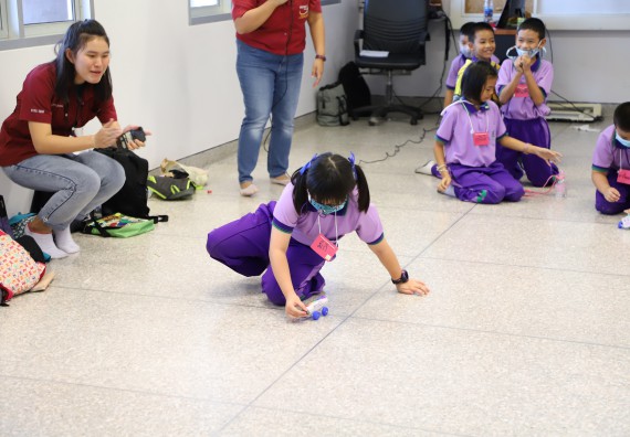 ภาพกิจกรรม คณะวิทยาศาสตร์และเทคโนโลยี จัดค่ายวิทยาศาสตร์โรงเรียนสาธิต (ภายใต้ความร่วมมือระหว่าง สำนักงานเขตพื้นที่การศึกษากำแพงเพชร เขต 1 กับมหาวิทยาลัยราชภัฏกำแพงเพชร) ระดับประถมศึกษาปีที่ 1-6