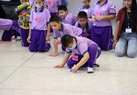 ภาพกิจกรรม คณะวิทยาศาสตร์และเทคโนโลยี จัดค่ายวิทยาศาสตร์โรงเรียนสาธิต (ภายใต้ความร่วมมือระหว่าง สำนักงานเขตพื้นที่การศึกษากำแพงเพชร เขต 1 กับมหาวิทยาลัยราชภัฏกำแพงเพชร) ระดับประถมศึกษาปีที่ 1-6